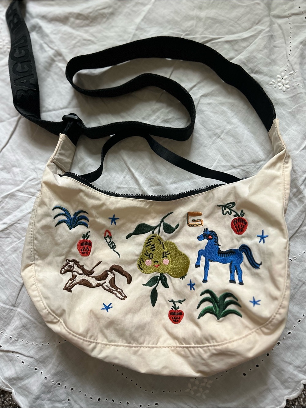 USED BAGGU painted prairie crescent
